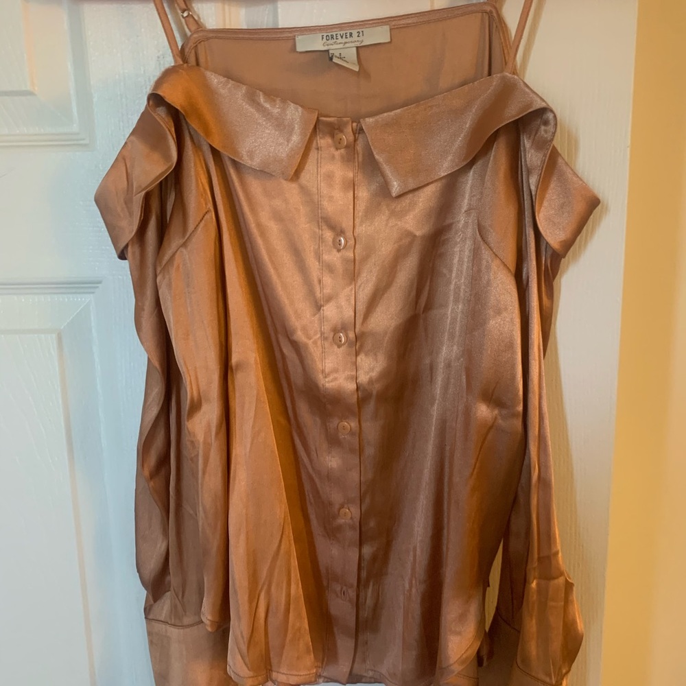 Silk shoulder top